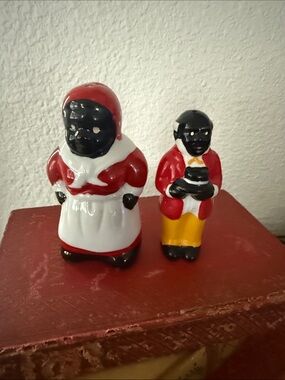 Vintage Aunt Jemima & Uncle Moses Salt & Pepper Shakers
